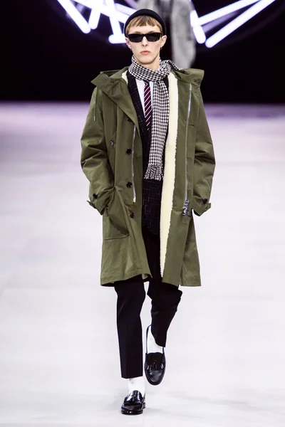 Look 20